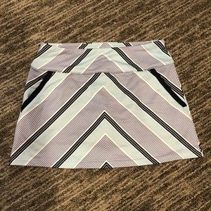 Adidas golf skirt Medium blues and white